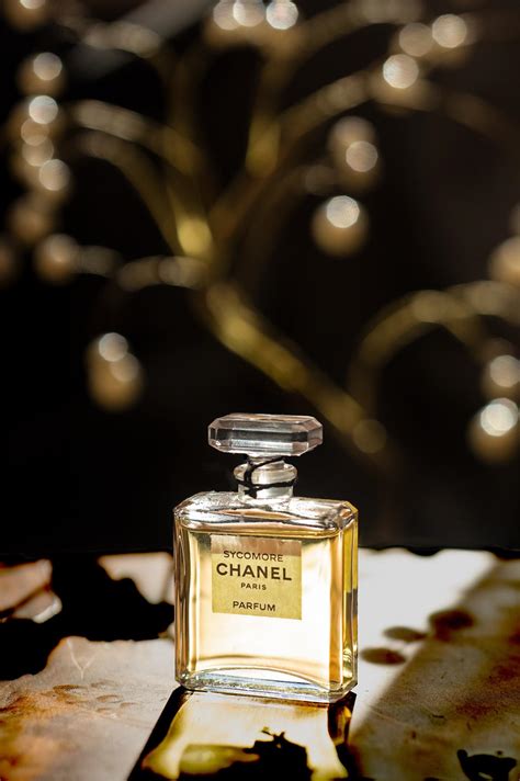 Sycomore Parfum Chanel for women and men .